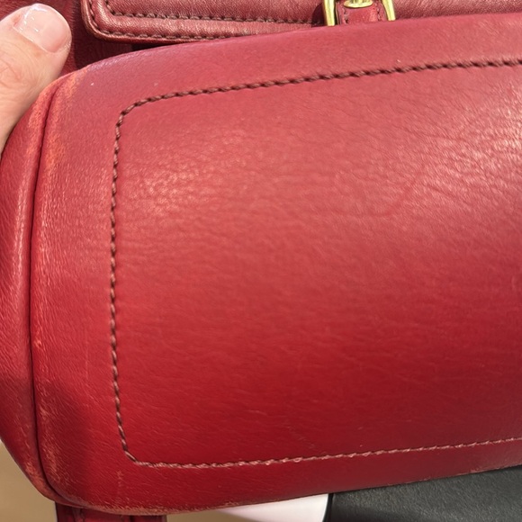Vintage authentic red leather Coach backpack with gold hardware. - Picture 8 of 9